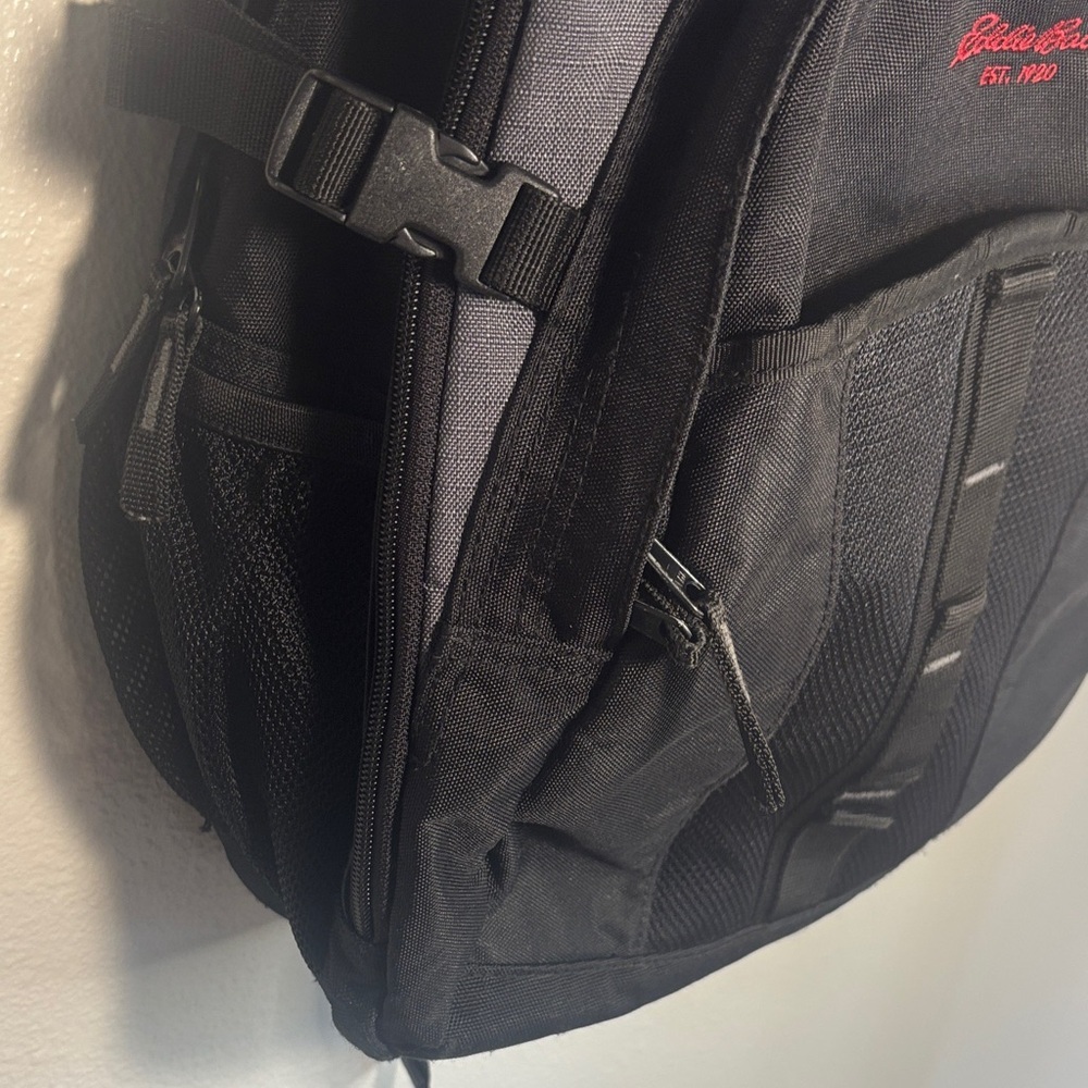 Eddie Bauer Vintage 2004 Black and Dark Gray Backpack -GB1sku - Picture 3 of 10